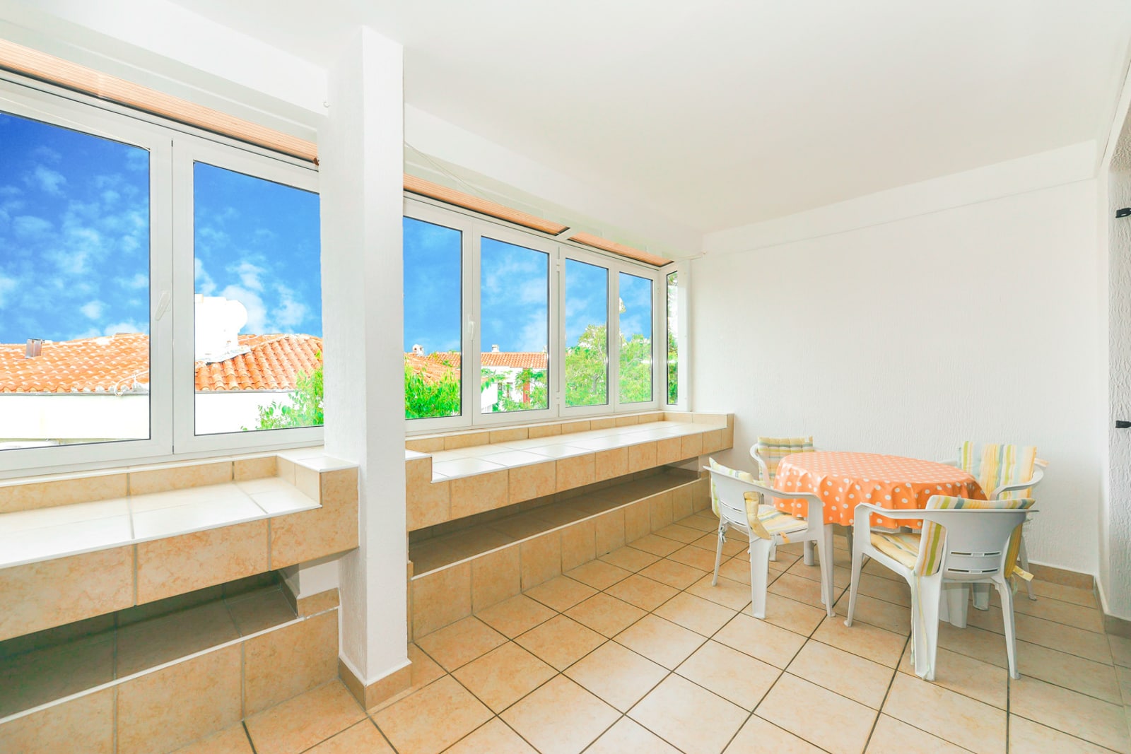 Apartments & Villas – Apartments Ljiljana