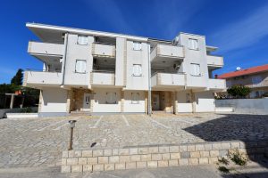 Apartments Krešo