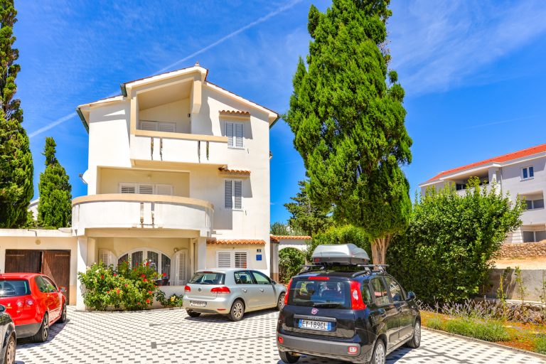APARTMENTS ANKICA