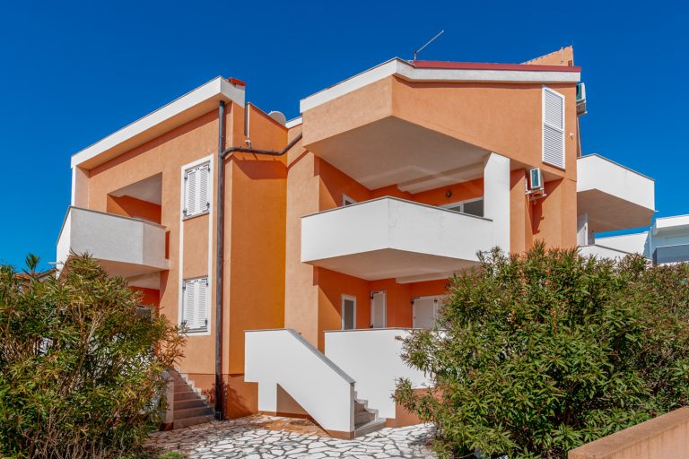 APARTMENT IVONA