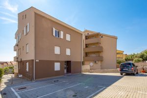 Apartments & Villas – Apartment Nadica