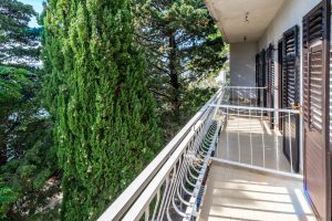 Five bedroom apartment - terrace