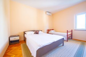 Three bedroom apartment - bedroom no.3