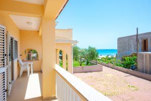 Three bedroom apartment - terrace