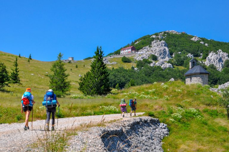 Otkrijte Hrvatsku: Samostalno putovanje preko planina i otoka