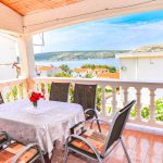 FERIENWOHNUNG MIRJANA – Ferienwohnung mit drei schlafzimmern