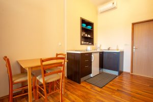 Studio ferienwohnung - Küche und Wohnzimmer