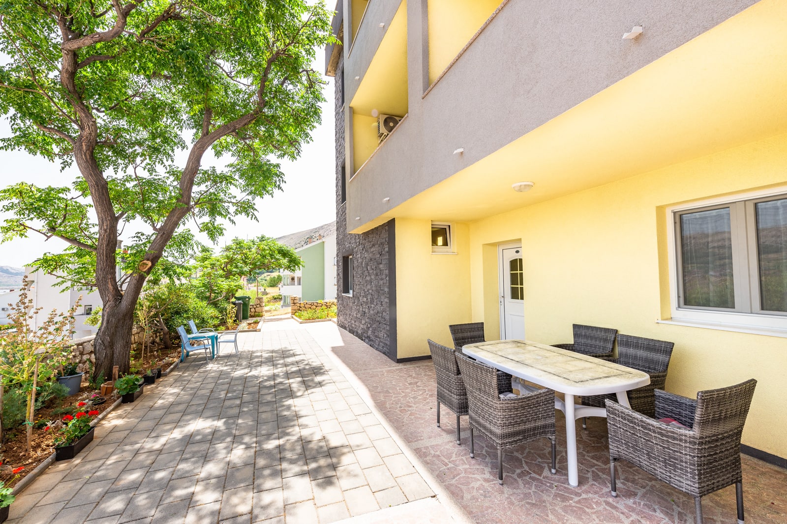 APARTMANI LILI – Apartman s dvije spavaće sobe – 05