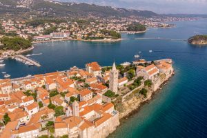 Tour - Walk through Majestic History and Remarkable Culture