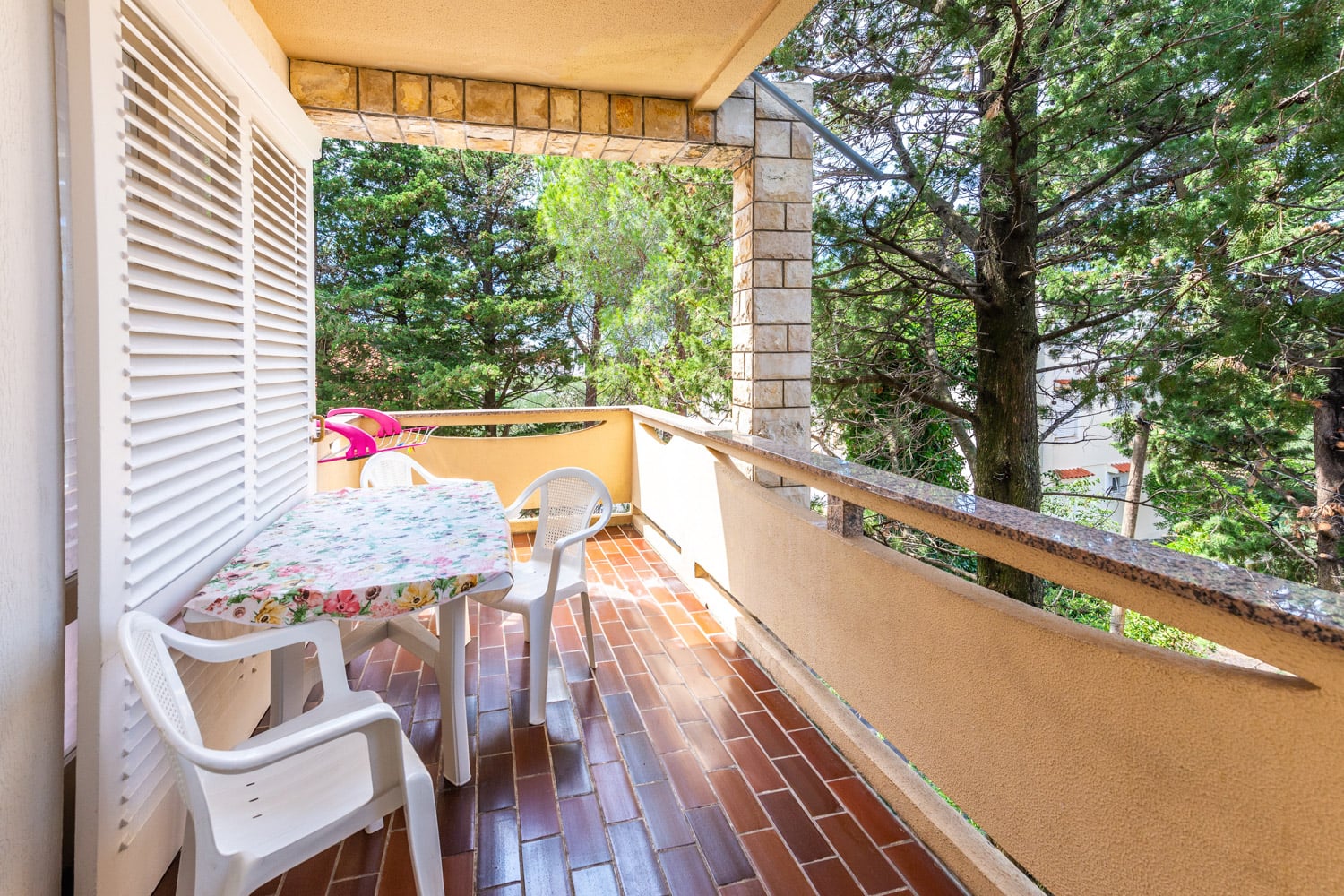 FERIENWOHNUNGEN PERICA – Ferienwohnung mit zwei schlafzimmern – 01