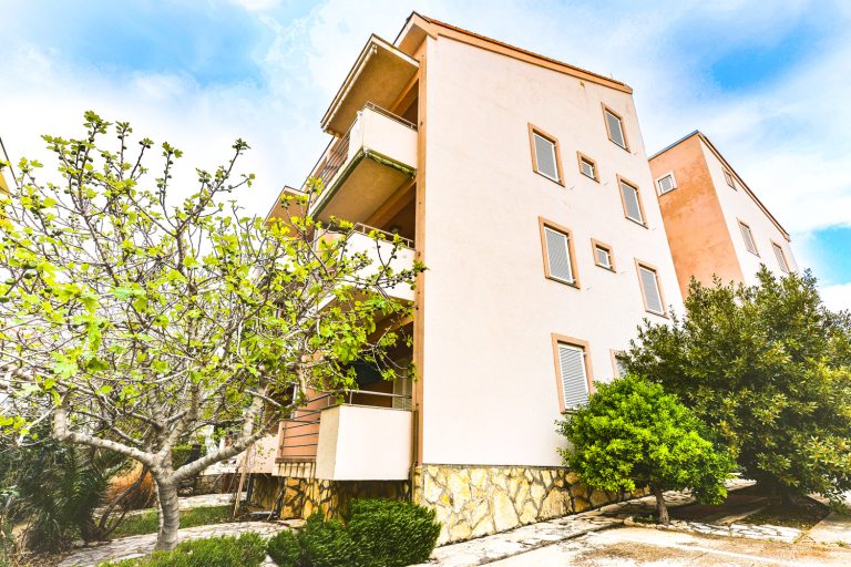 APARTMENT VJEKO