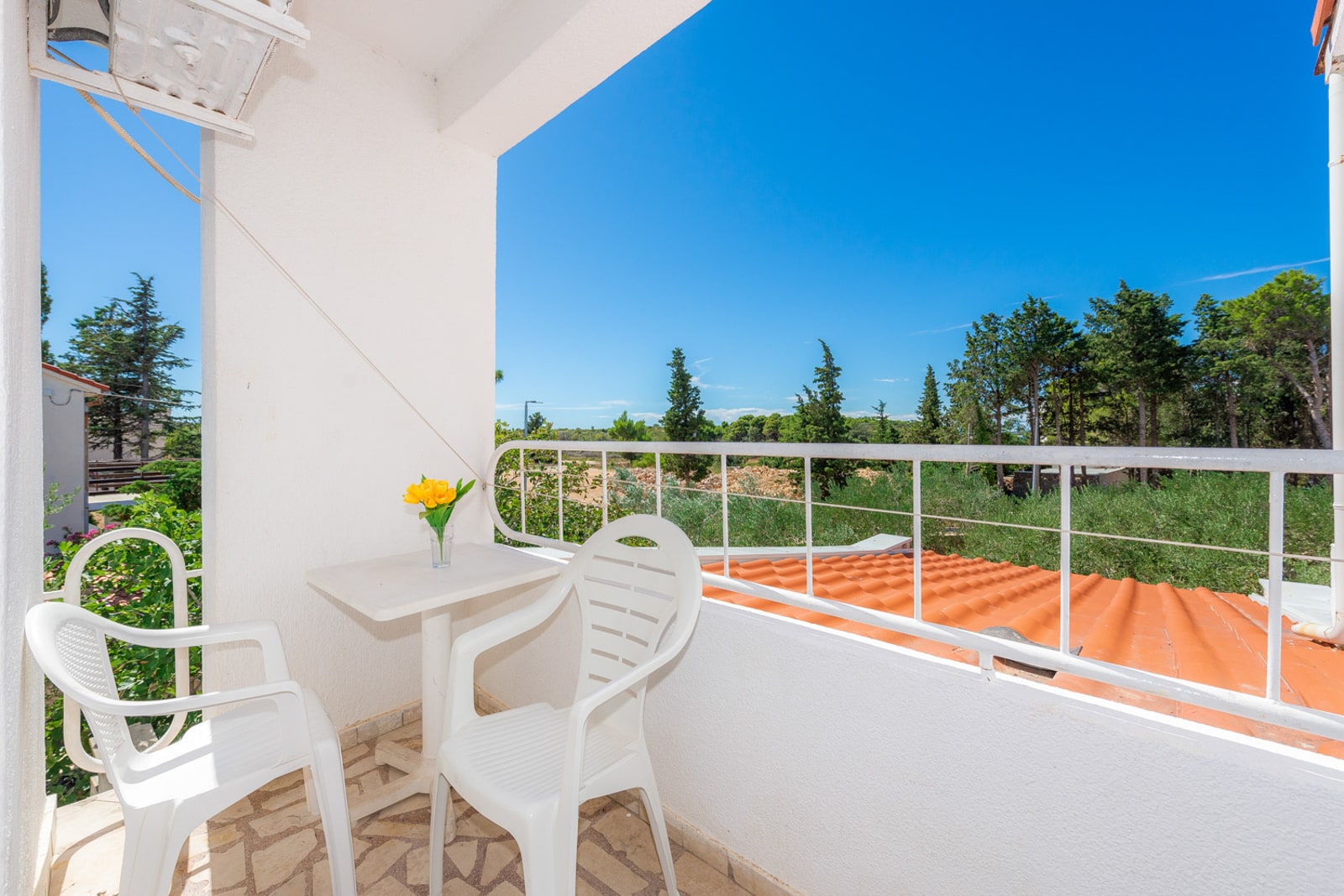 VILLA KRISTINA – Dreibettzimmer – 02