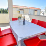 FERIENWOHNUNGEN YOKO – Ferienwohnung mit zwei schlafzimmern -m09