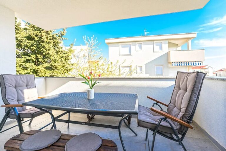 APARTMENT MILENA
