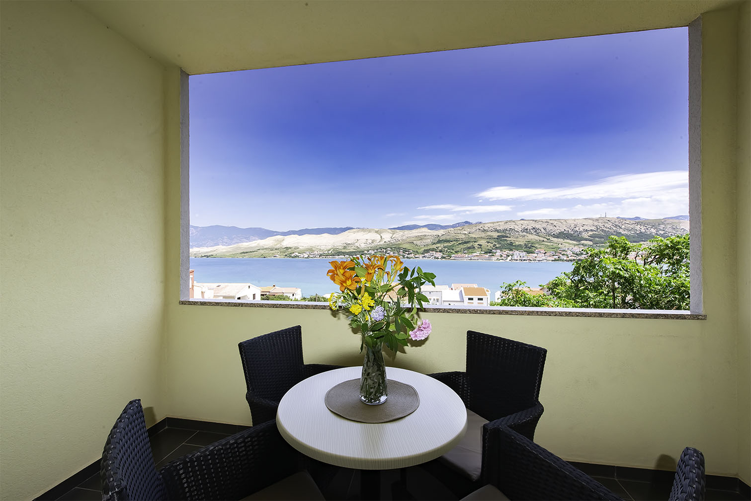 FERIENWOHNUNGEN LILI – Ferienwohnung mit zwei schlafzimmern – 02