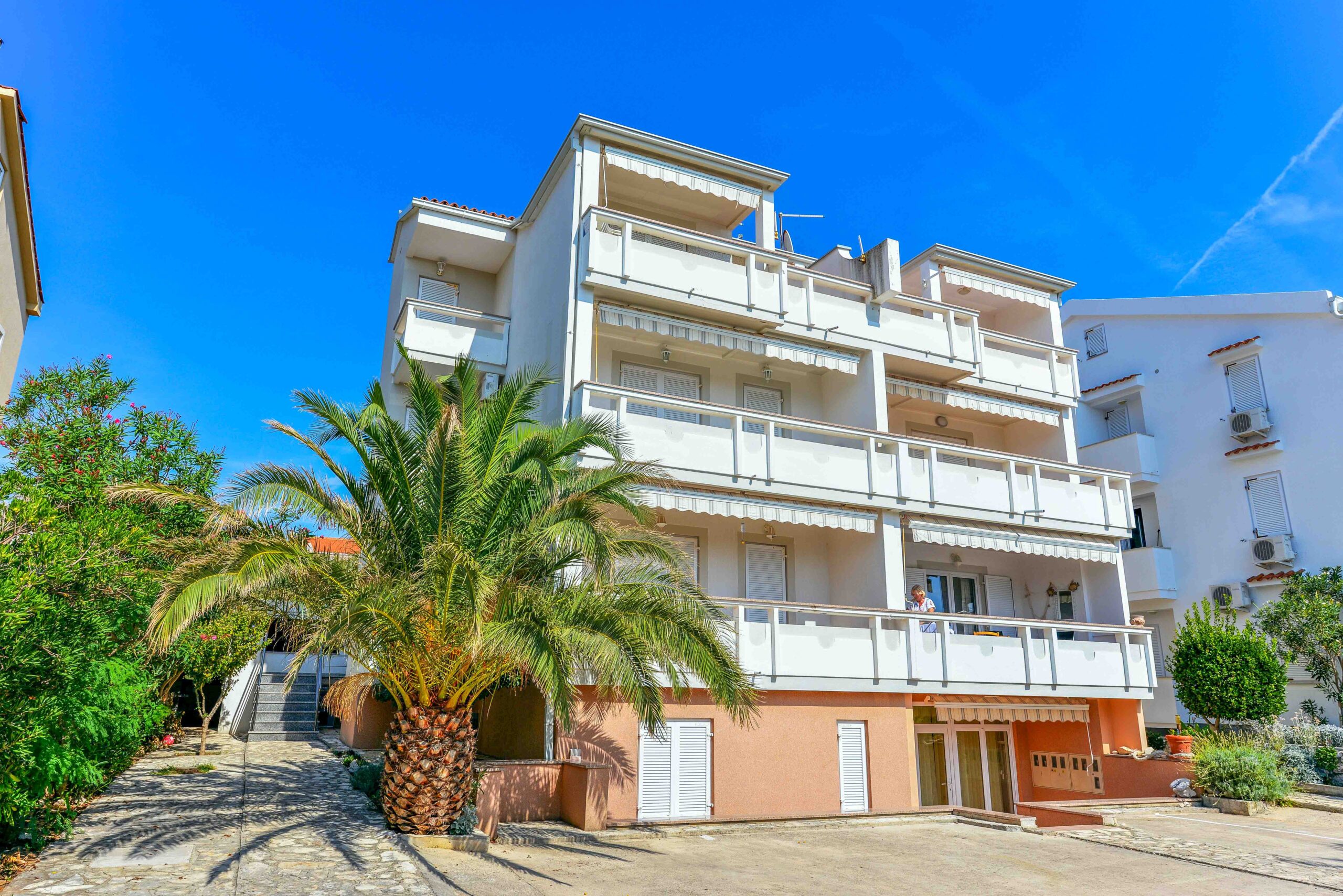 APARTMAN ZEMY