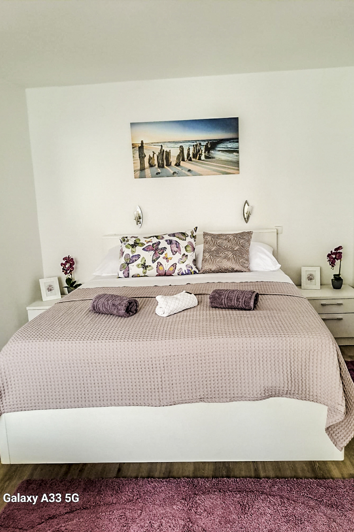 FERIENWOHNUNGEN FORTUNA – Ferienwohnung mit einem schlafzimmer – 01